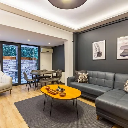 Distinguished Apartment Istanbul